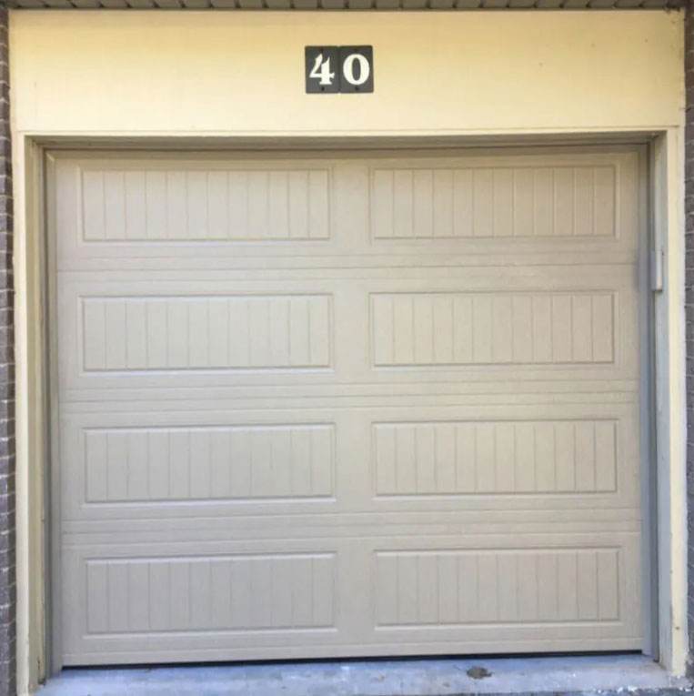 Doirse Garáiste Leictreach Saincheaptha